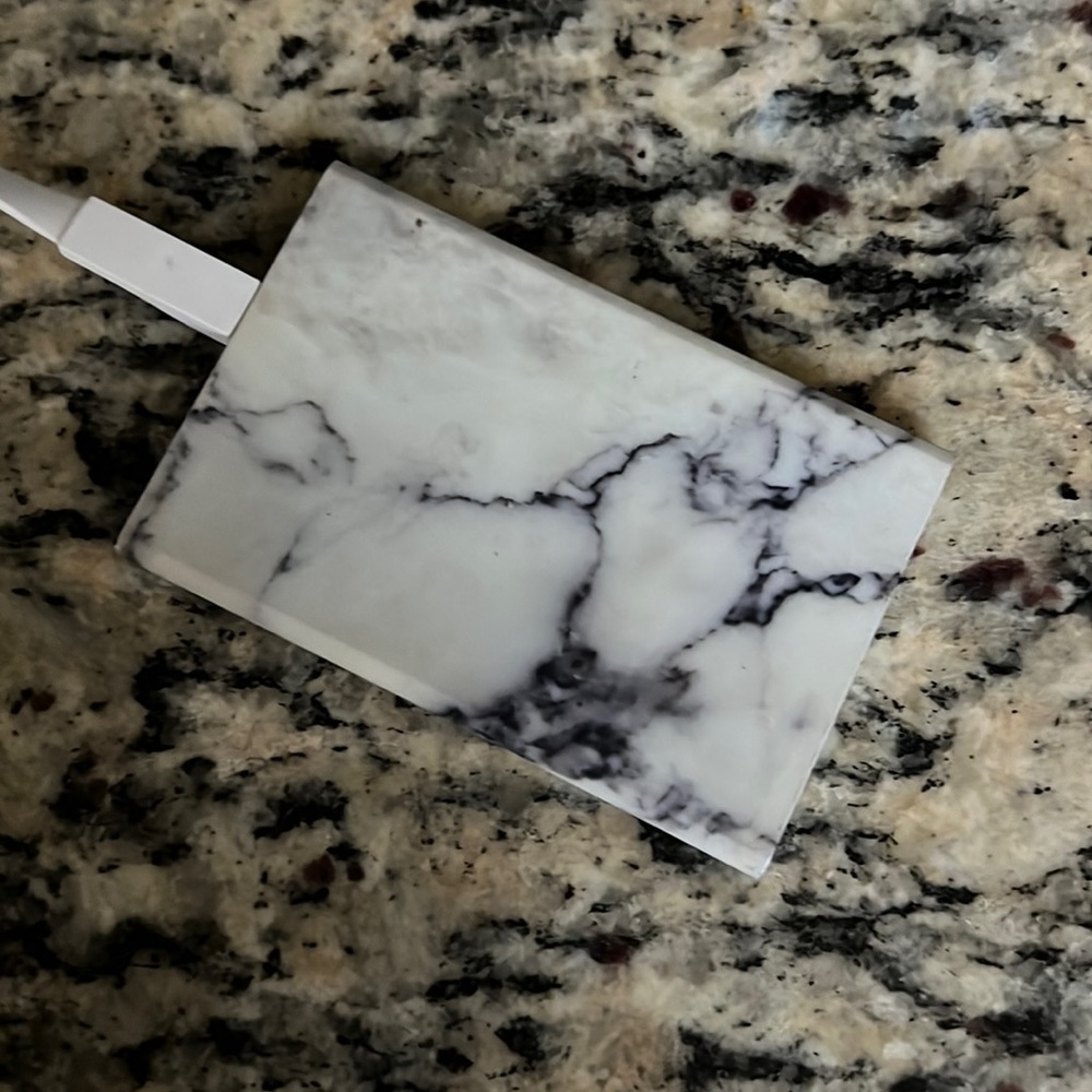 Portable Marble-Colored Charger